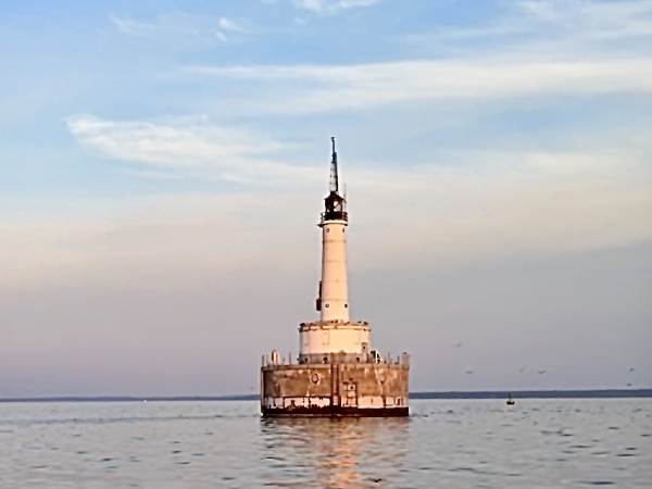 Racine Reef Lighthouse