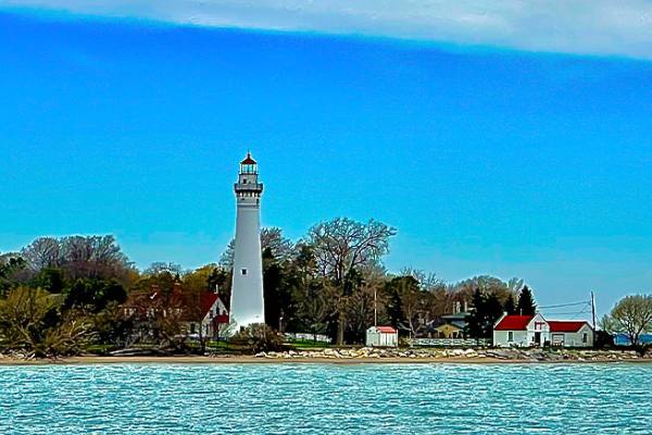 Lighthouse & Sightseeing Tours